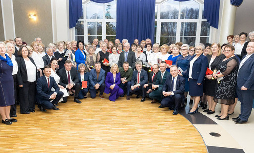 Zdjęcie do Uniwersytet Trzeciego Wieku w Strawczynie zainaugurował działalność. Otwiera się nowy rozdział dla aktywnych i ambitnych mieszkańc&oacute;w Gminy Strawczyn